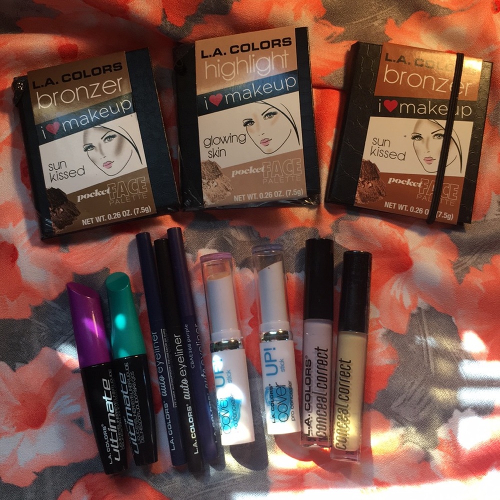 Makeup bundle